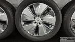 17 inch Winterbanden Hyundai Kona 215 55 17 Bridgestone, Auto-onderdelen, Banden en Velgen, -, -, Banden en Velgen, 17 inch