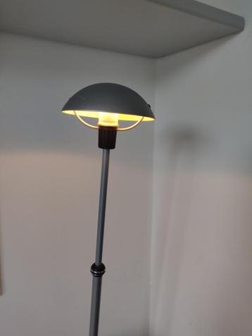 Auping bedlamp beschikbaar voor biedingen
