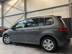 Vw Touran/1.5/Automaat/Panorama/Adaptief/zetel ver/Pdc/, Autos, Volkswagen, Argent ou Gris, Achat, Entreprise, 5 portes