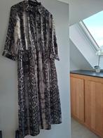 Robe longue à imprimé serpent, Neuf, Taille 38/40 (M), Gris, Enlèvement ou Envoi