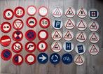 Volledige set 36 stuks miniatuur verkeersborden jaren 50, Antiek en Kunst, Antiek | Schoolplaten, Ophalen of Verzenden