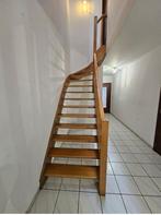 Mooie houten trap, Doe-het-zelf en Bouw, Ladders en Trappen, Ophalen of Verzenden, Zo goed als nieuw, Trap, 2 tot 4 meter