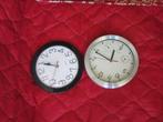 2 wandklokken - keukenklok - klok - grijs en zwart - Analoog, Huis en Inrichting, Ophalen of Verzenden, Gebruikt, Analoog, Wandklok