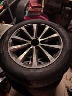 Jantes et pneus hivers mercedes, Auto-onderdelen, Banden en Velgen, Ophalen, Band(en)