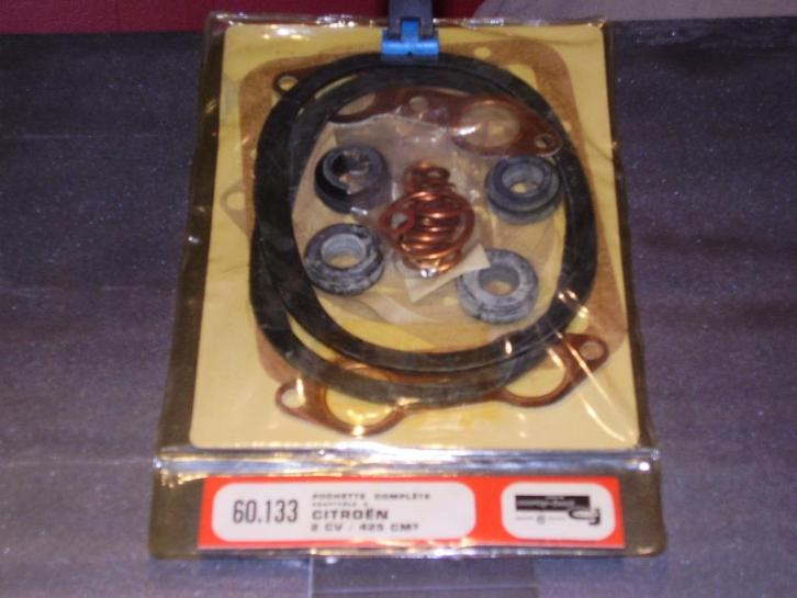 Een complete pakkingset voor CITROËN 2 CV 425 CM³., Auto-onderdelen, Overige Auto-onderdelen, Citroën, Oldtimer onderdelen, Nieuw