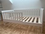 Peuterbed Petite Amelie ‘Plume’ wit, Ophalen, Zo goed als nieuw, Matras