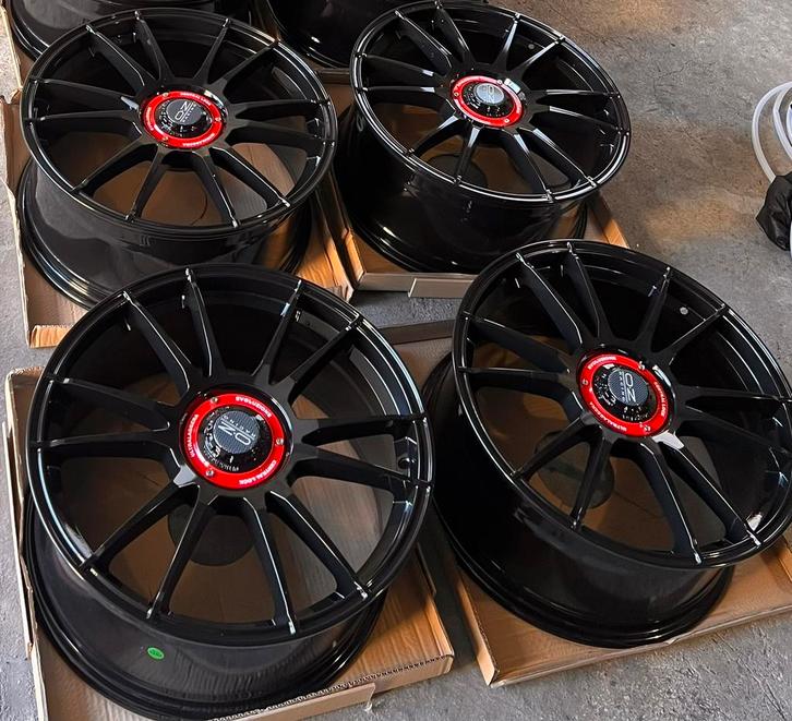 Oz Ultraleggera 5x112/100 19p 8.5 ET45, Autos : Pièces & Accessoires, Pneus & Jantes, Jante(s), 19 pouces, Enlèvement