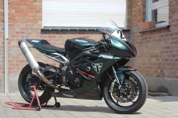 Triumph Daytona 765 RS - circuit beschikbaar voor biedingen