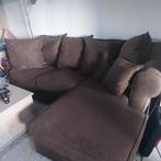 Hoeksalon, Enlèvement