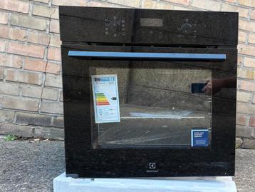 ELECTROLUX SURROUNDCOOK 600 SERIE OEF5H50BK - INBOUWOVEN beschikbaar voor biedingen