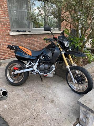 125cc  beschikbaar voor biedingen