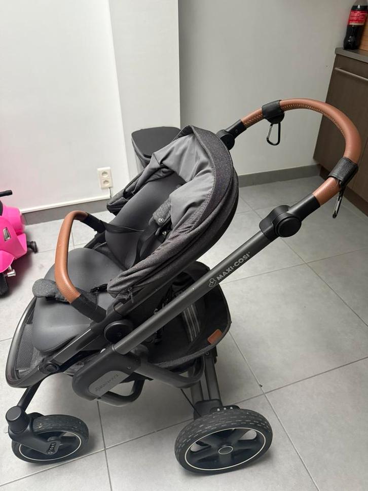 3 in 1 maxi cosi nova, Enfants & Bébés, Poussettes & Combinaisons, Comme neuf, Poussette, Maxi-Cosi, Avec siège auto, Avec nacelle