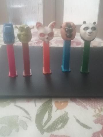 5 pez dispensers beschikbaar voor biedingen