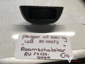 Peugeot 107 1.0 B 5drs 2009 2500072  Raamschakelaar rechtsvo beschikbaar voor biedingen