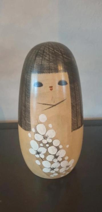 Prachtige Kokeshi van Kato Masami (1925-) beschikbaar voor biedingen