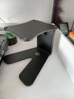 K&m monitorstatief 2x, Computers en Software, Ophalen, Zo goed als nieuw, In hoogte verstelbaar