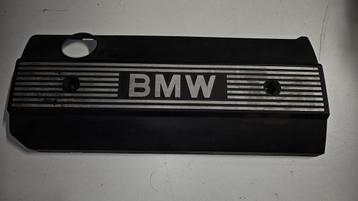 Afdekkap klepdeksel M50 BMW 3 / 5 serie E36 E34 11121738173  beschikbaar voor biedingen