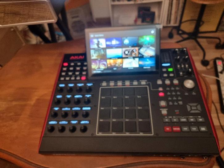 AKAI MPCX Sampler, Muziek en Instrumenten, Overige Muziek en Instrumenten, Zo goed als nieuw, Ophalen of Verzenden