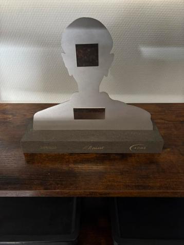 Roger Travel, Enlèvement