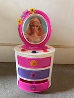 Boîte à bijoux Barbie avec miroir, Enfants & Bébés, Utilisé, Enlèvement ou Envoi
