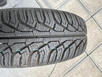 Ik verkoop 'nieuwe' Uniroyal185/60r15 MS+77 banden. beschikbaar voor biedingen