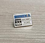 PIN - RENEKA - MACHINES A CAFE - KOFFIE, Verzamelen, Speldjes, Pins en Buttons, Verzenden, Gebruikt, Merk, Speldje of Pin