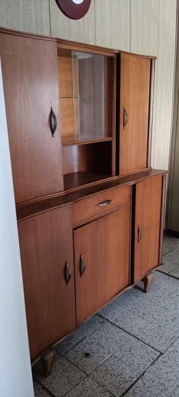 Vintage retro kast  beschikbaar voor biedingen