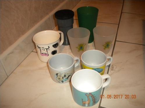Plastieken tassen/bekers, Diversen, Rommelmarktspullen, Ophalen