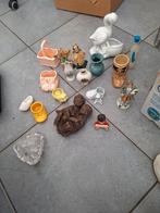 vele beeldjes en beelden, Enlèvement ou Envoi, Comme neuf