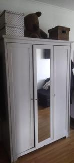 Armoire 3 portes avec 1 porte miroir, Maison & Meubles, Armoires | Penderies & Garde-robes, 150 à 200 cm, Avec espace de penderie