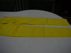 Mooie broek Armani jeans 28, Kleding | Dames, Broeken en Pantalons, Armani Jeans, Geel, Ophalen of Verzenden, Maat 36 (S)
