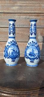 2 vases solitaires Delfts, Antiek en Kunst, Antiek | Vazen, Ophalen