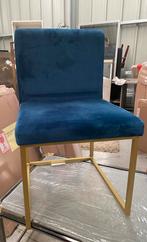 Chaise en velour, Bleu