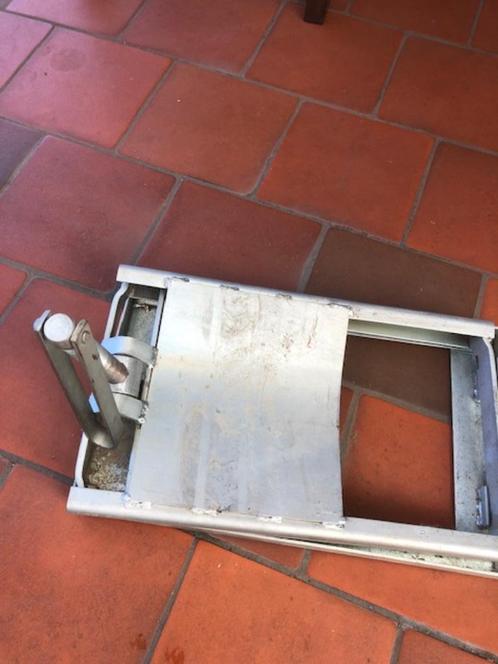 LIFT OM caravan HORIZONTAAL te zetten, Caravans en Kamperen, Caravanaccessoires, Zo goed als nieuw, Ophalen