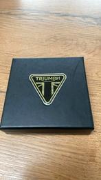 Triumph-pinnen, Zo goed als nieuw