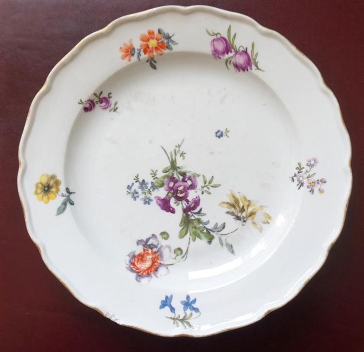 Antiek Meissen porseleinen bord - begin 18e eeuw, Antiek en Kunst, Antiek | Porselein, Ophalen of Verzenden