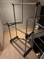 Kledingrek, Ophalen, Zo goed als nieuw