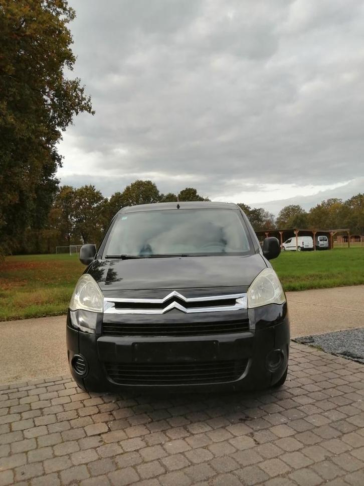 Berlingo 1560 hdi diesel, Auto's, Bestelwagens en Lichte vracht, Particulier, Airbags, Boordcomputer, Centrale vergrendeling, Elektrische buitenspiegels