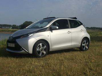 TOYOTA AYGO X-PLAY CABRIO X-MUSIC beschikbaar voor biedingen
