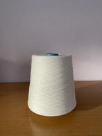 1 bobijn wit wol, Ophalen, Zo goed als nieuw, Breien, Wol of Garen
