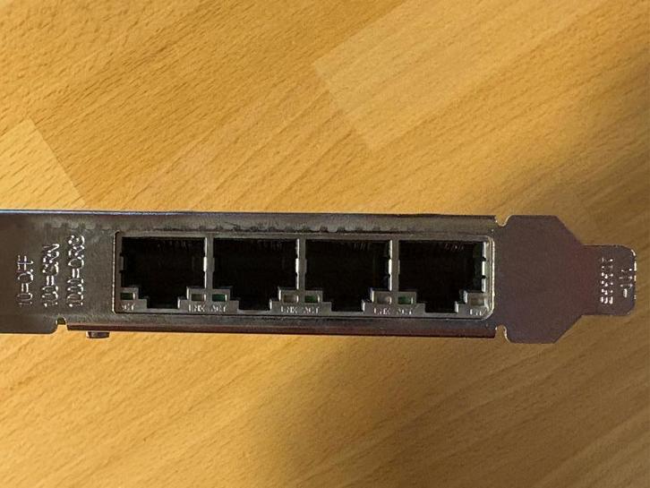 Intel Gigabit ET Quad Port Server Adapter, Computers en Software, Netwerkkaarten, Zo goed als nieuw, Intern, Verzenden