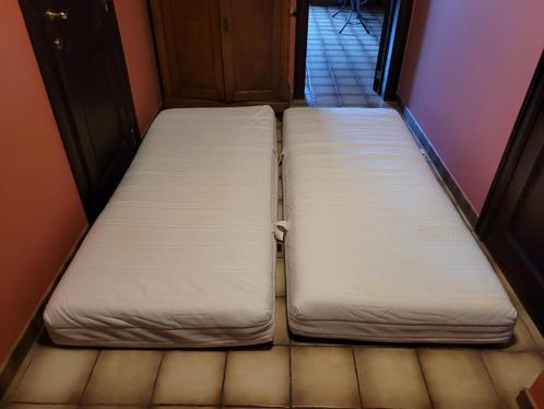 Dubbele Matras, Huis en Inrichting, Slaapkamer | Matrassen en Bedbodems, Gebruikt, Matras, 90 cm, 200 cm, Tweepersoons, Ophalen