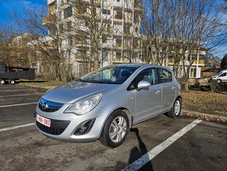 Opel corsa Benzine Gekeurd, Autos, Opel, Particulier, Corsa, Cruise Control, Essence, Euro 5, 5 portes, Boîte manuelle, Enlèvement