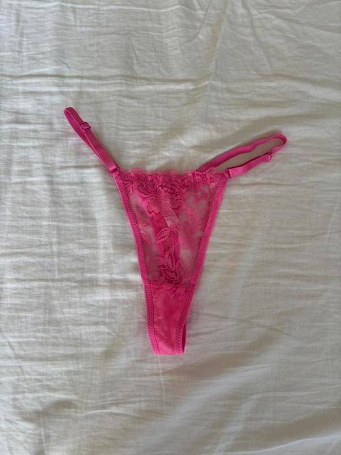 Sexy kanten string maat S met een verhaal, Kleding | Dames, Ondergoed en Lingerie, String, Verzenden