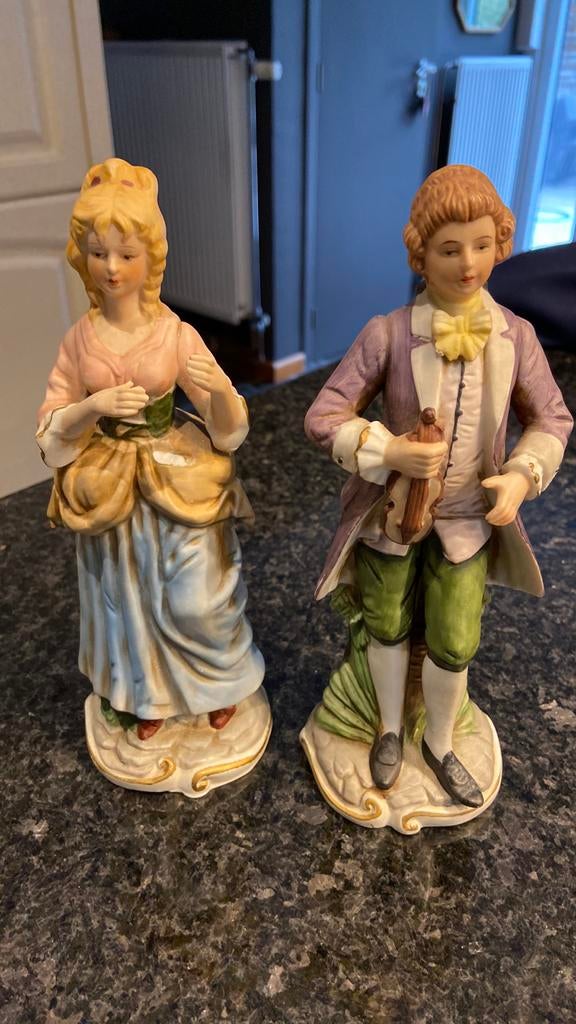 Couple en biscuit, Comme neuf