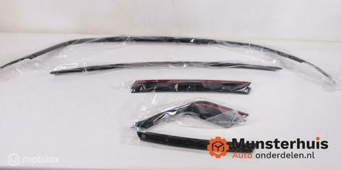 Sierlijsten set origineel Renault Trafic 7717073656, Auto-onderdelen, Carrosserie, Nieuw, Ophalen of Verzenden