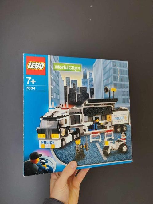 LEGO World City - 7034 - Police Surveillance Truck, Kinderen en Baby's, Speelgoed | Duplo en Lego, Zo goed als nieuw, Lego, Complete set