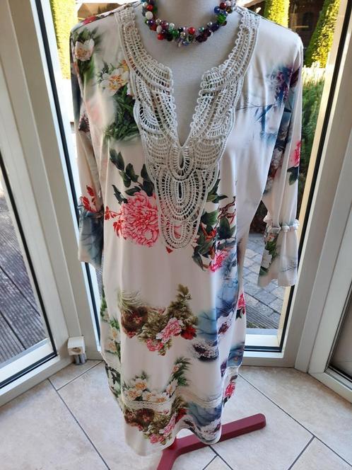 Kokette jurk K-design - XL, Kleding | Dames, Jurken, Zo goed als nieuw, Maat 42/44 (L), Overige kleuren, Knielengte, Ophalen of Verzenden