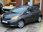TOYOTA YARIS 1.4D 90PK |AIRCO | RADIO CD | LEDER |, Auto's, Toyota, Voorwielaandrijving, Euro 5, Zwart, 4 cilinders