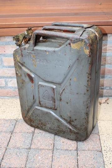 Wehrmacht Water Jerrycan 1942 beschikbaar voor biedingen